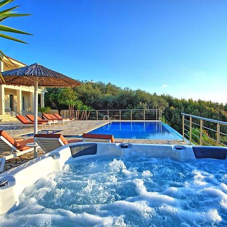 Beachfront Villa Seasun By Posarellivillas Agios Spyridon  外观 照片