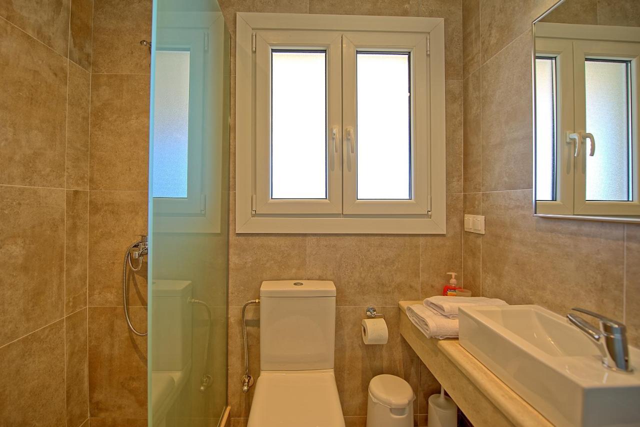 Beachfront Villa Seasun By Posarellivillas Agios Spyridon  外观 照片