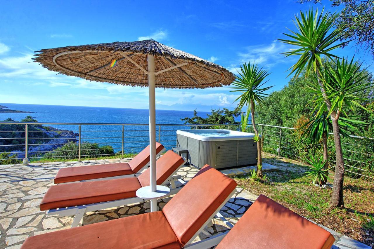 Beachfront Villa Seasun By Posarellivillas Agios Spyridon  外观 照片
