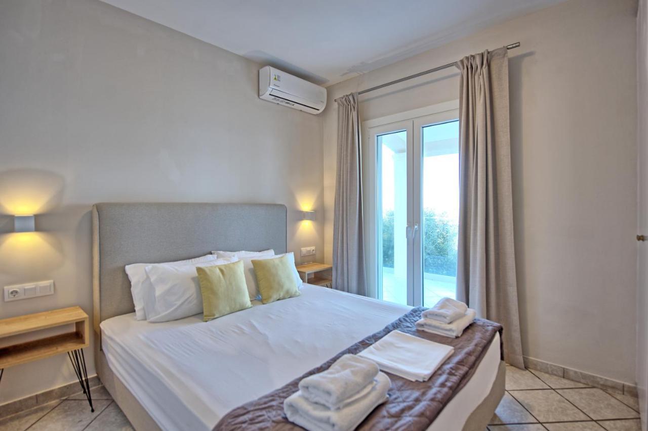 Beachfront Villa Seasun By Posarellivillas Agios Spyridon  外观 照片