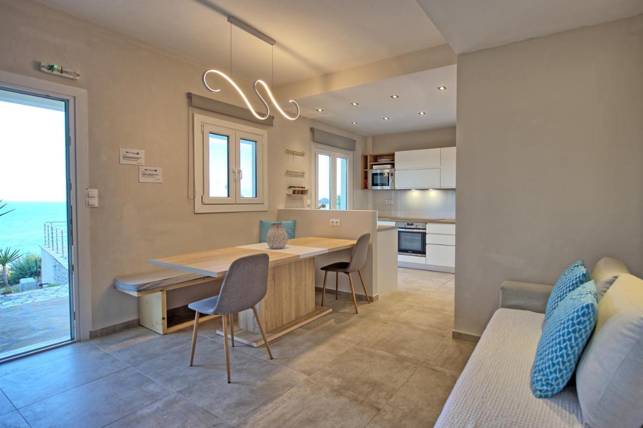 Beachfront Villa Seasun By Posarellivillas Agios Spyridon  外观 照片