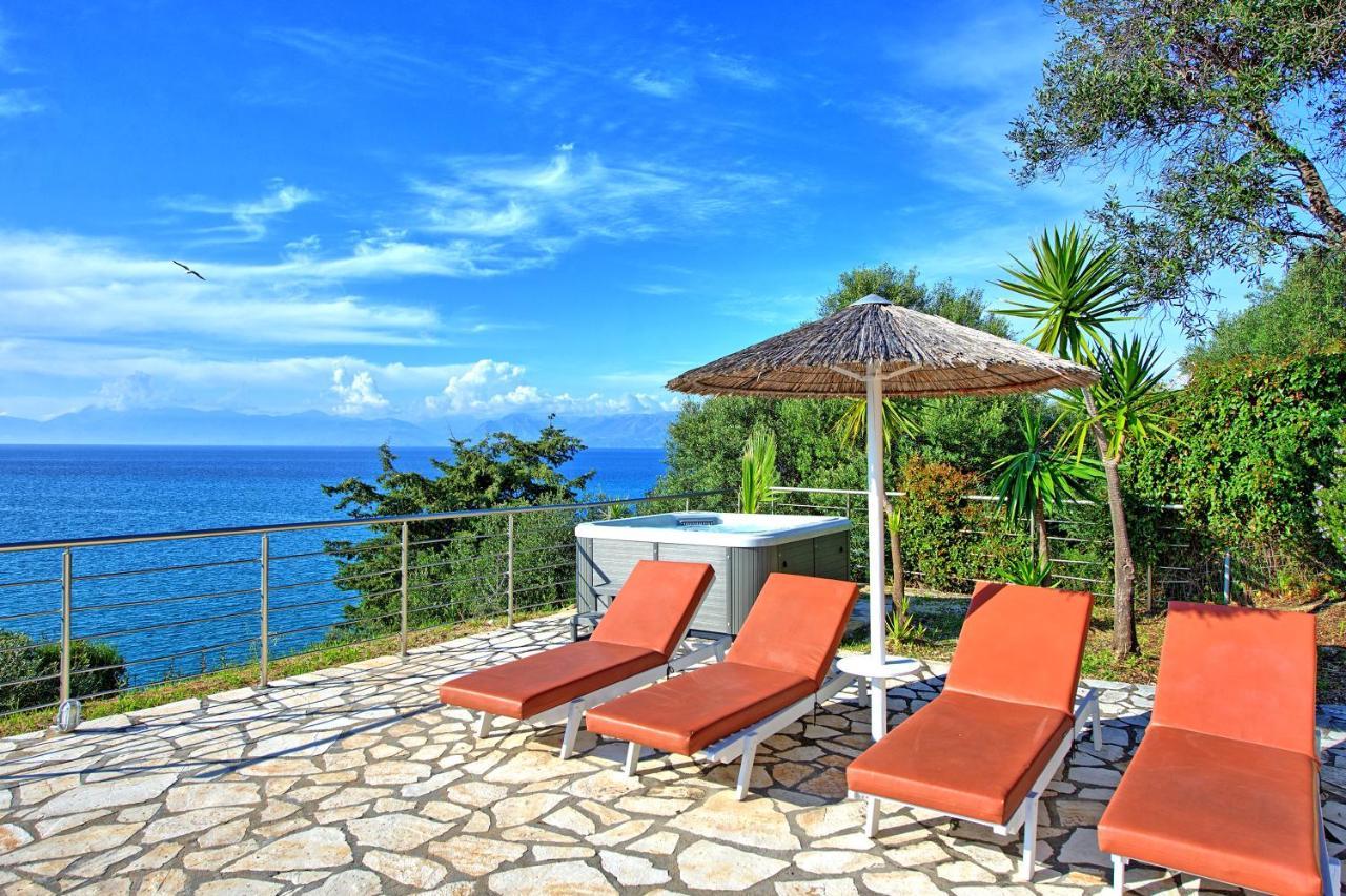 Beachfront Villa Seasun By Posarellivillas Agios Spyridon  外观 照片