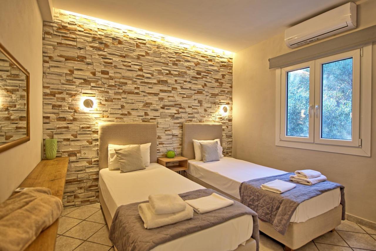 Beachfront Villa Seasun By Posarellivillas Agios Spyridon  外观 照片